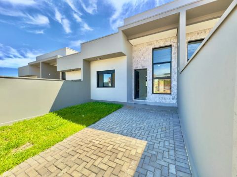 Casas geminadas com 69 m² de área construída