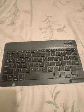 Teclado bluetooth com rgb (Tablet e pc)