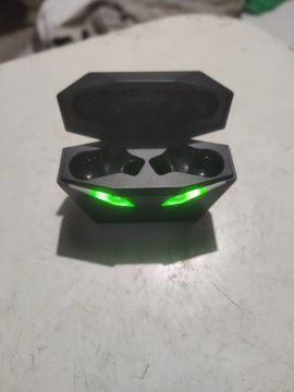 ESTOJO para fone GAMER, usado, bom .