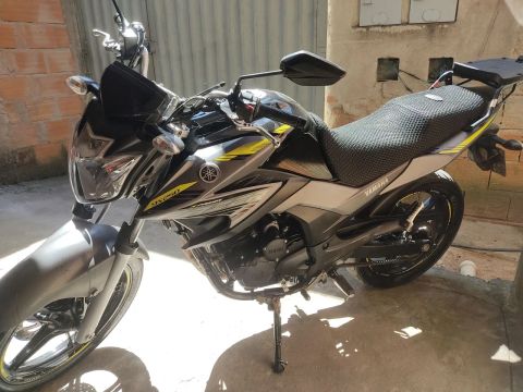 Yamaha Fazer 250
