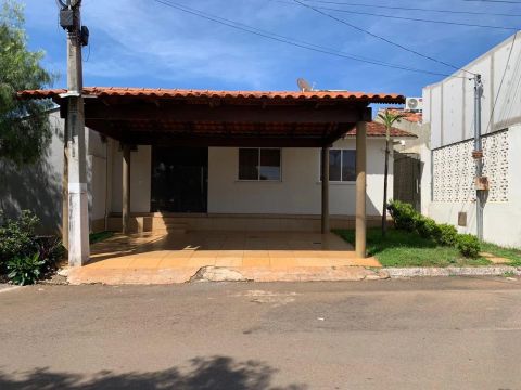 Casa condomínio bosque dos buritis 