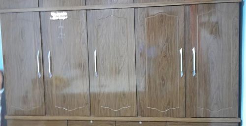 Guarda-Roupas de mdf com 5portas