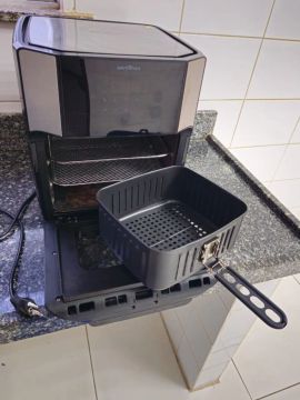 Air Fry Britania Oven 1800w<br>R$ 500,00 - Funcionando perfeit