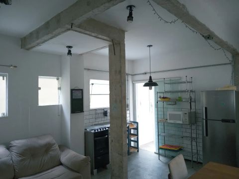 lindo apartamento na Rua Dr. Ministro de Godoi , com 3 quartos.