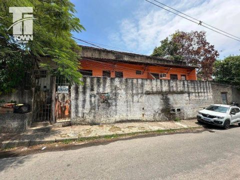 Casa com 1 dormitório para alugar por R$ 900,00/mês - Badu - Niterói/RJ