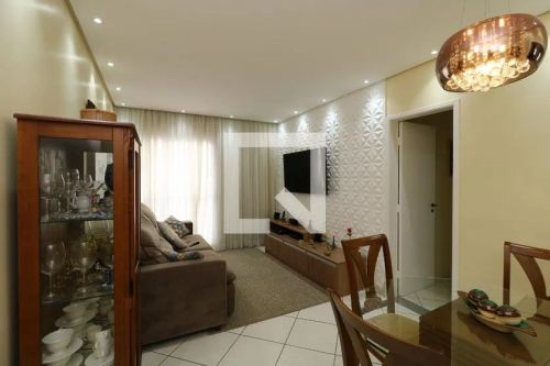 Apartamento à Venda - Jardim, 3 Quartos, 90 m2