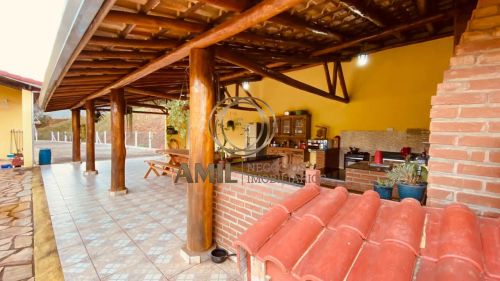 EL VENDA Chácara em Monteiro Lobato/ Bairro Souza/ 3 dormitórios 1 suite/ A/C 190m²/ Área 