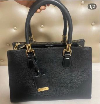 OPORTUNIDADE Bolsa Schutz Preta (Lorena Grande)
