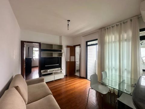 1 Quarto bem localizado no Carmo