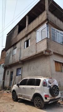 Casa triples vendo ou troco