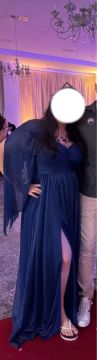 Vestido longo com fenda azul marinho 