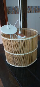Luminária 25cm de largura e 25 
