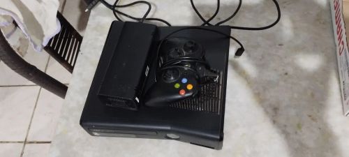 Xbox 360 com controle