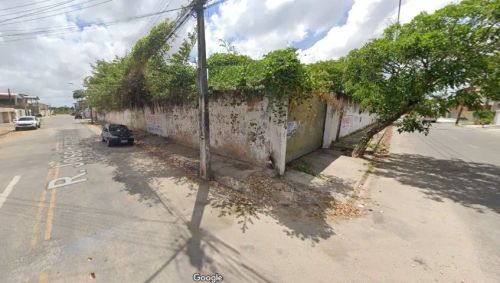 Alugo terreno no Castelão - 1440m2