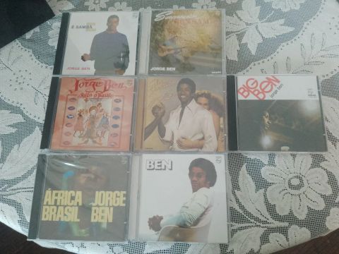 Coleção de CDs do Jorge Ben