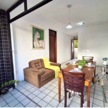 Apartamento em Intermares a 100 metros do mar
