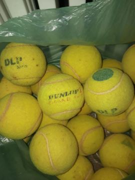 Bolas de tênis usadas