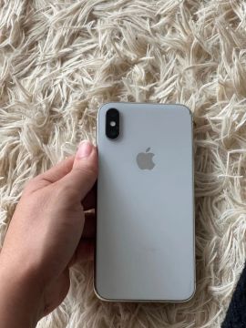IPhone XS 750,00