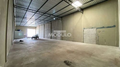 Galpão comercial para locaçã, bairro Custodio Pereira