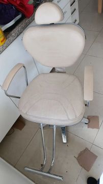Cadeira de Barbeiro Creme