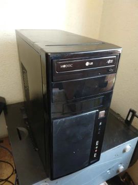 PC FX 4300 Memória 8GB HDs SSD 120GB Sata 500GB Placa de Vídeo GT 220 e Wi-fi