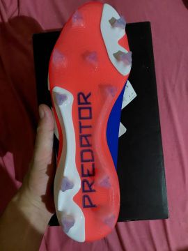 Chuteira Adidas Predator original - Tamanho 42
