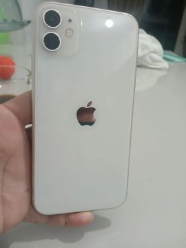Iphone 11 sem marca de uso