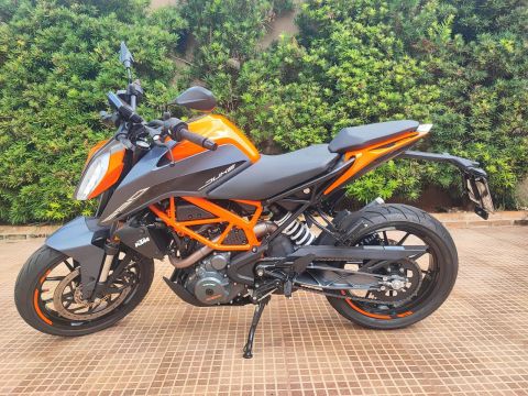 KTM Duke 390 2024 - Impecável!