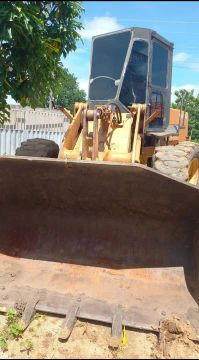 PÁ CARREGADEIRA KOMATSU WA180 2004 
