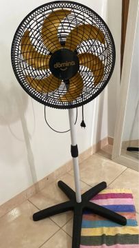 Ventilador de coluna, espelho de parede e lavadora de alta pressão novos e usados 