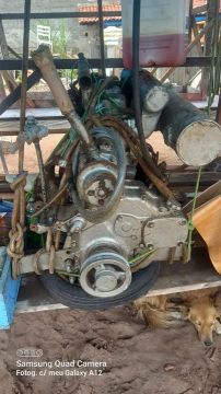 Motor mwm 225 3 cilindros+ peças de barco 