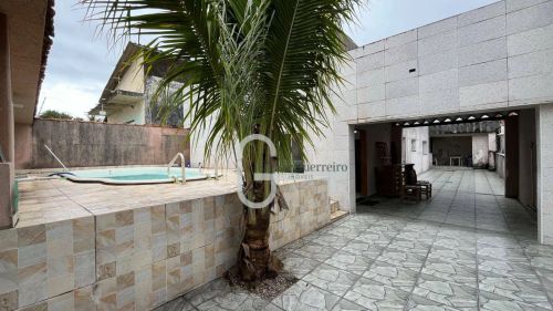 Casa com 3 dormitórios à venda, 170 m² por R$ 670.000,00 - Balneário Florida - Peruíbe/SP