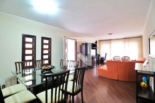 Casa à Venda - Jardim, 2 Quartos, 250 m2