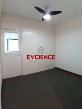 Salas comerciais para aluguel, cada uma com 35 m², 01 copa, 01 banheiro, excelente localiz
