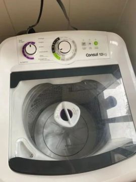 Máquina de lavar roupa Consul 12kg sime nova pouco tempo de uso fazendo todas as funções  