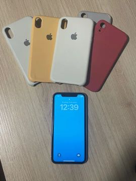 Iphone XR 64gb Impecável + 5 Capinhas