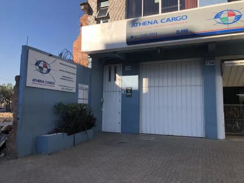 Sala no Bairro Navegantes com 26,29 m² de área privativa, banheiro social, cozinha. Infrae