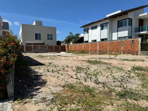 Terreno plano no Bougainville condomínio fechado no bairro portal do sol