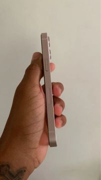 iPhone 13