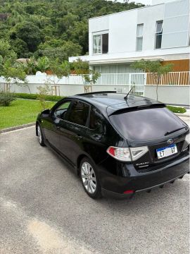 SUBARU IMPREZA 2.0 MANUAL 2011