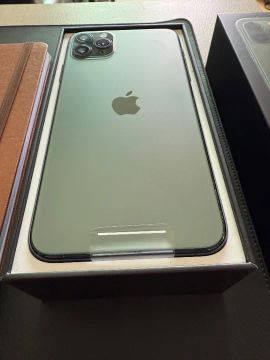 iPhone 11 Pro Max - Verde meia noite 64GB