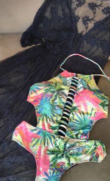 Conjunto Maio e saída de praia - Tropical