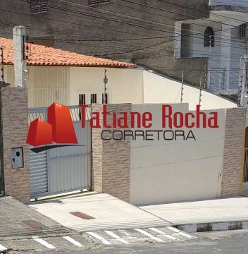 Alugo casa no bairro Barroquinha