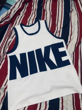 Camiseta nike Letreiro