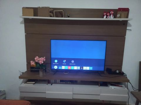 Rack para TV com Painel