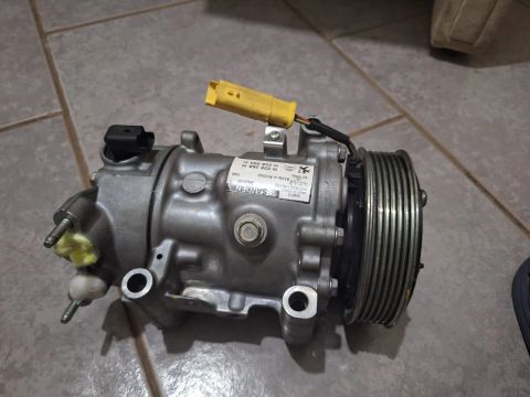 Compressor de Ar Condicionado Sanden Peugeot modelo 2008 