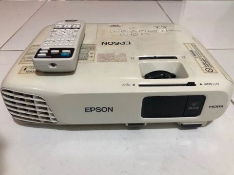 Projetor Epson powerlite x24+
