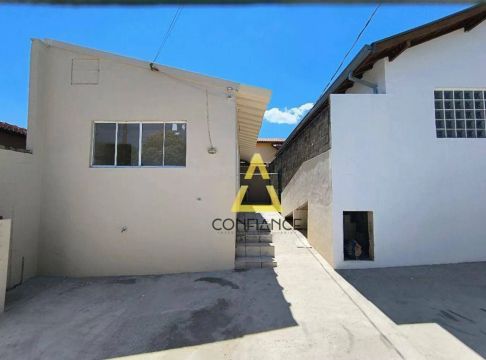 Casa com 1 dormitório, 52 m² - venda por R$ 295.000 ou aluguel por R$ 1.650/mês - Santa Me