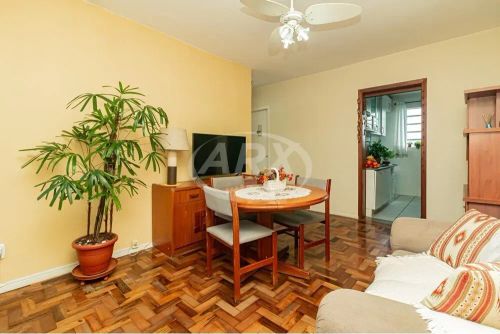 Apartamento de 58.0m² no bairro Vila Ipiranga, com
