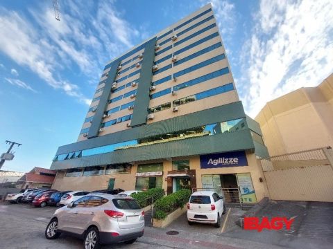 Oportunidade! Salas/Conjuntos em Kobrasol - São José